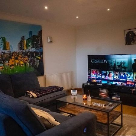 1-Bed Flat In Ocean Village Southampton Exterior photo