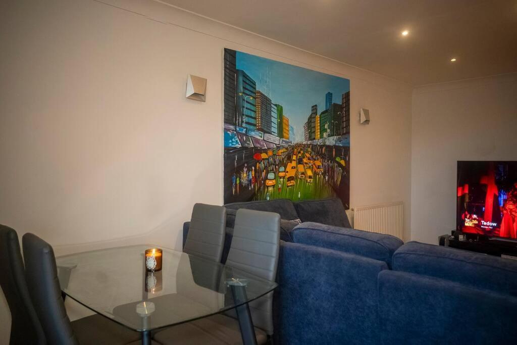 1-Bed Flat In Ocean Village Southampton Exterior photo